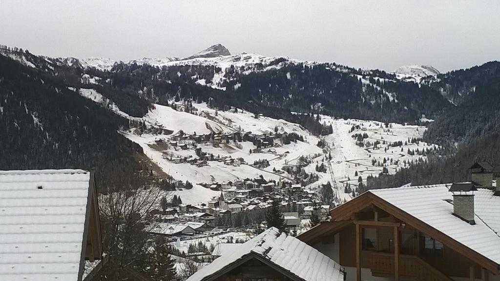Supermountainski Colfosco Lejlighed Værelse billede